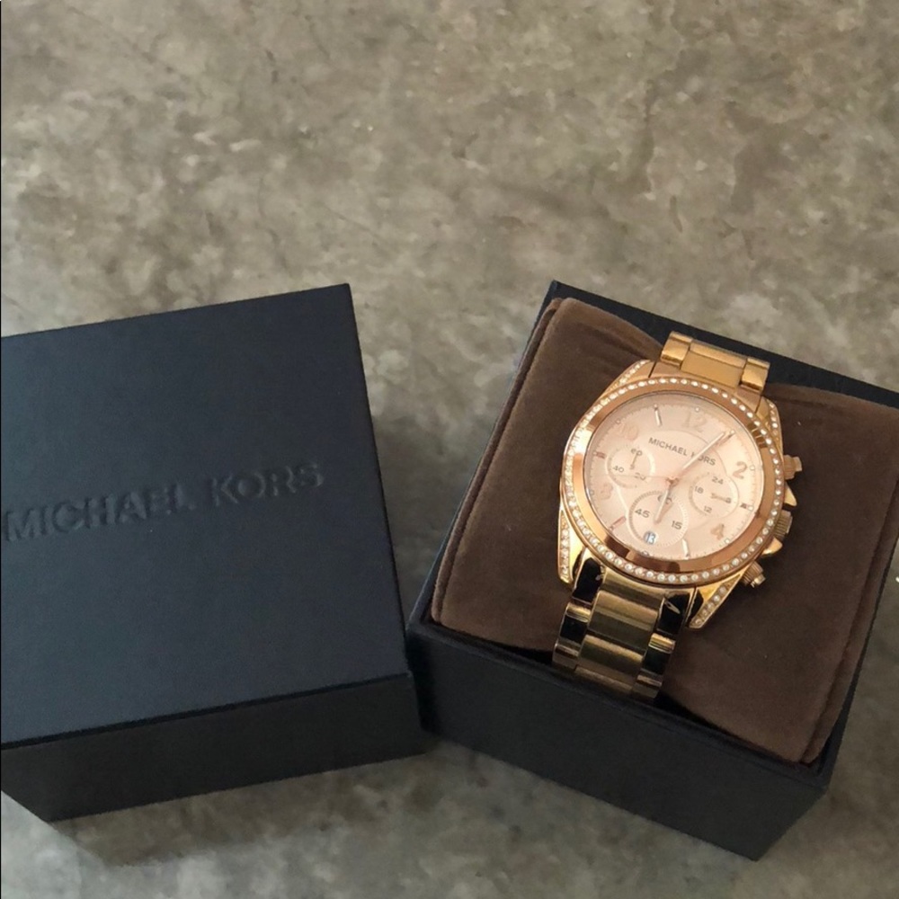 ❗️ Michael Kors Watch❗️
